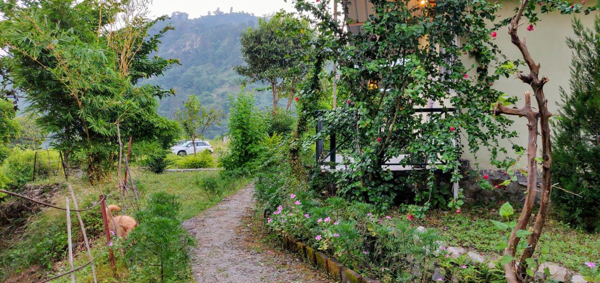 Shoolin Jungle Resort Rishīkesh Eksteriør billede